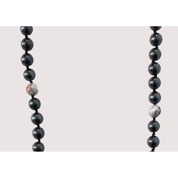 Hematite Set Beaded Necklace 30" Pierced Fishhook Earrings Black White Floral - Picture 5 of 12